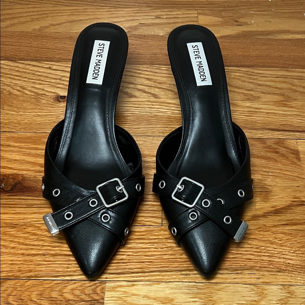 Steve Madden Black Buckle Kitten Mules